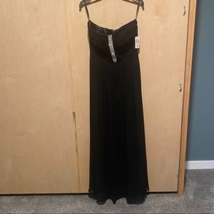 Beautiful black strapless dress